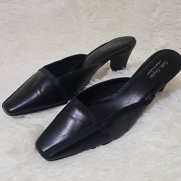 SOFT STYLE BY HUSH PUPPIES Women's black Mule Pump Heels - Size 11M - Picture 1 of 10